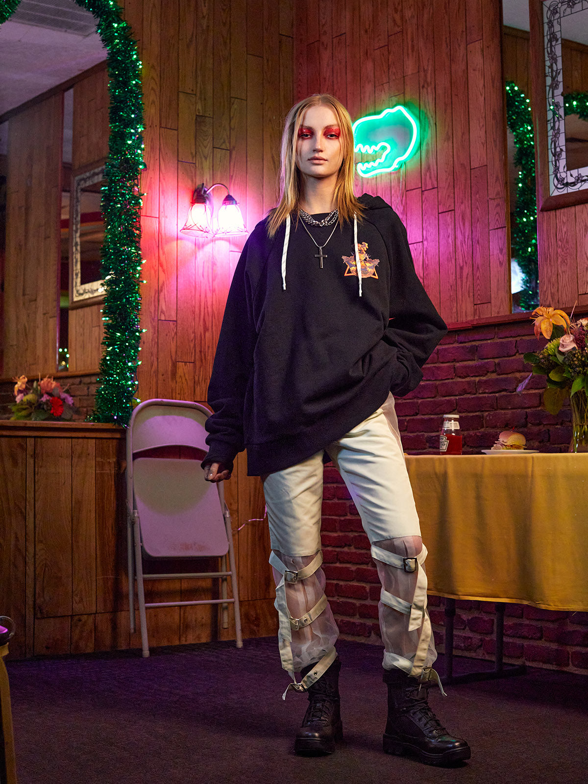 UNISEX THE CARNATION HOODIE