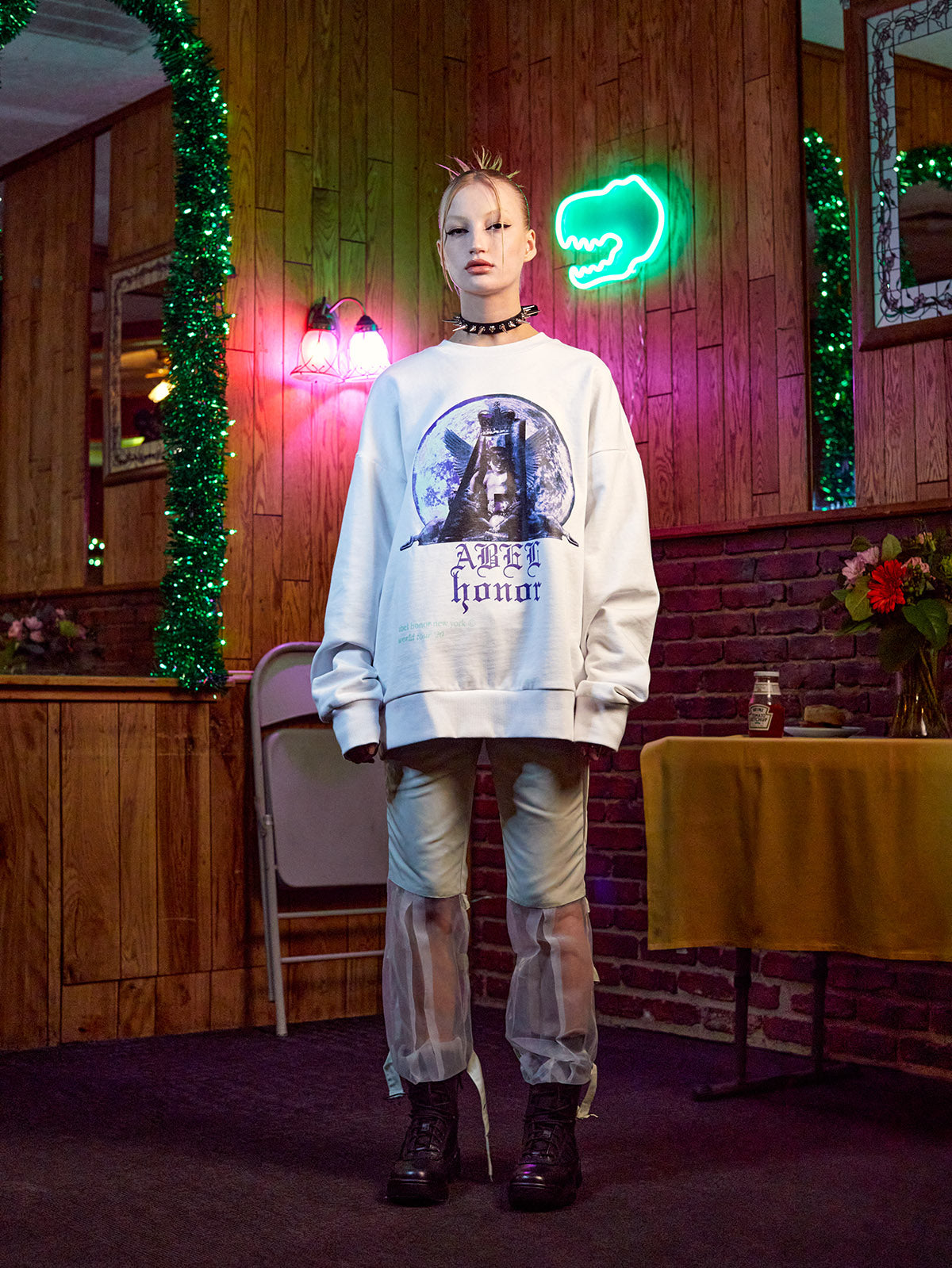 UNISEX ROYAL SHRINE CREW NECK SWEATSHIRT