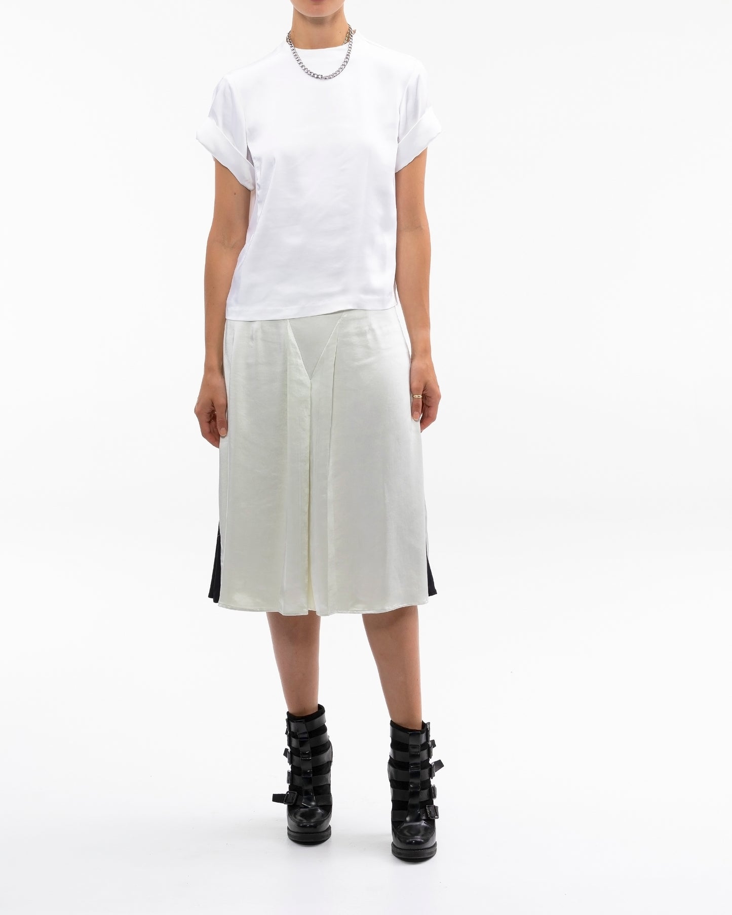 MIXED MEDIA MOCK NECK ROLL TEE