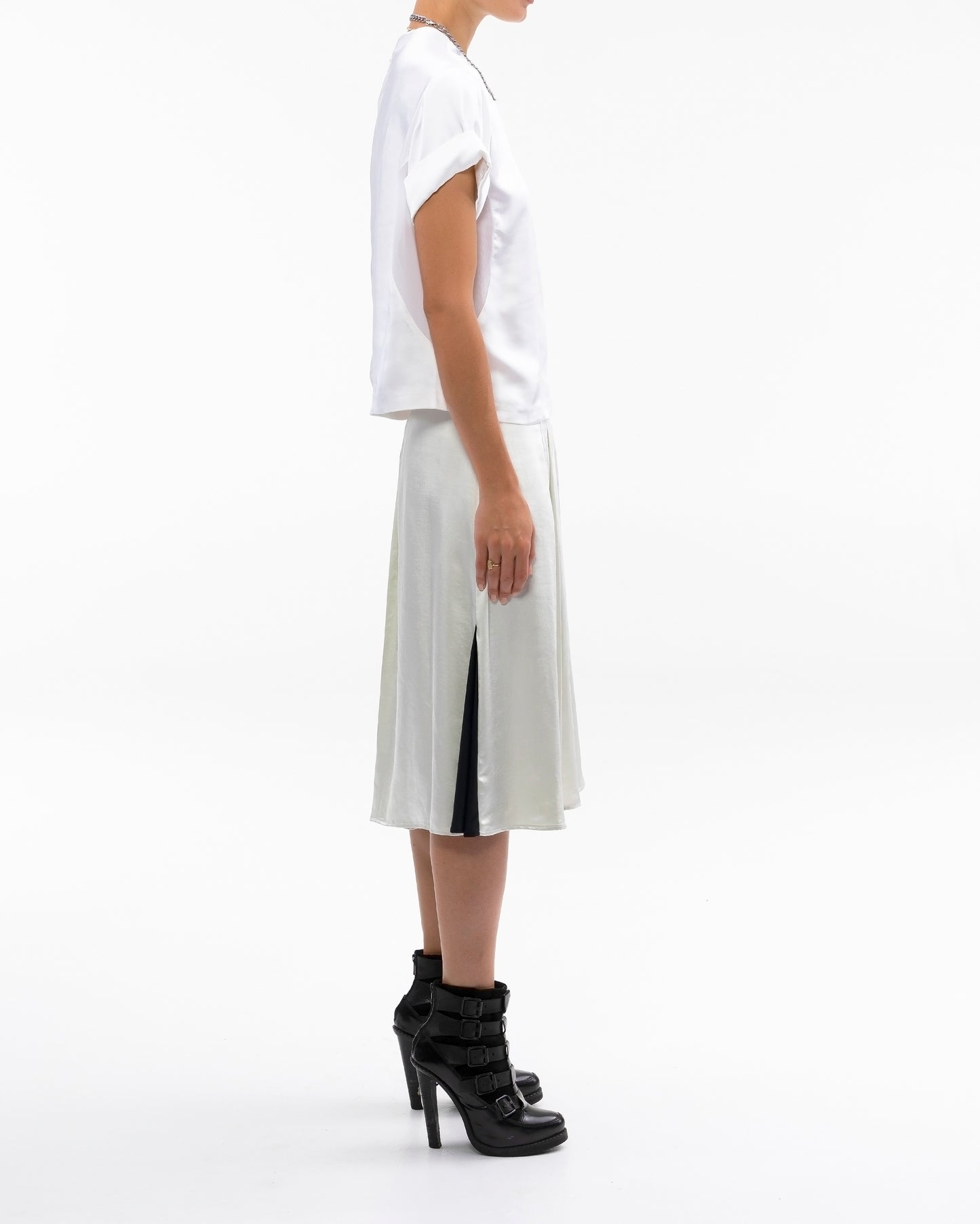 MIXED MEDIA MOCK NECK ROLL TEE