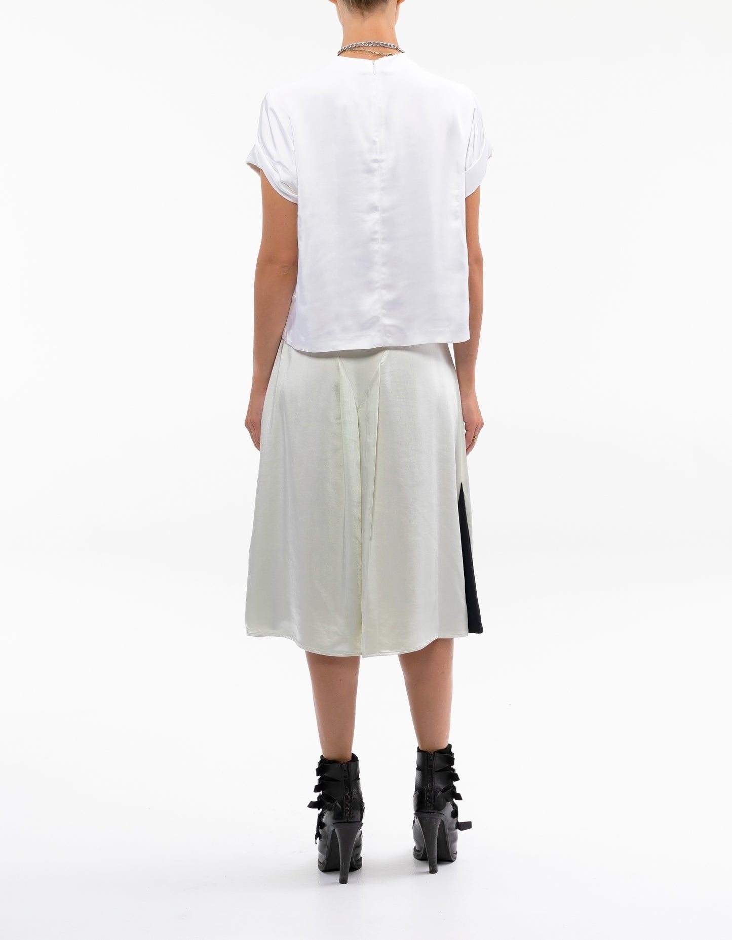 MIXED MEDIA MOCK NECK ROLL TEE