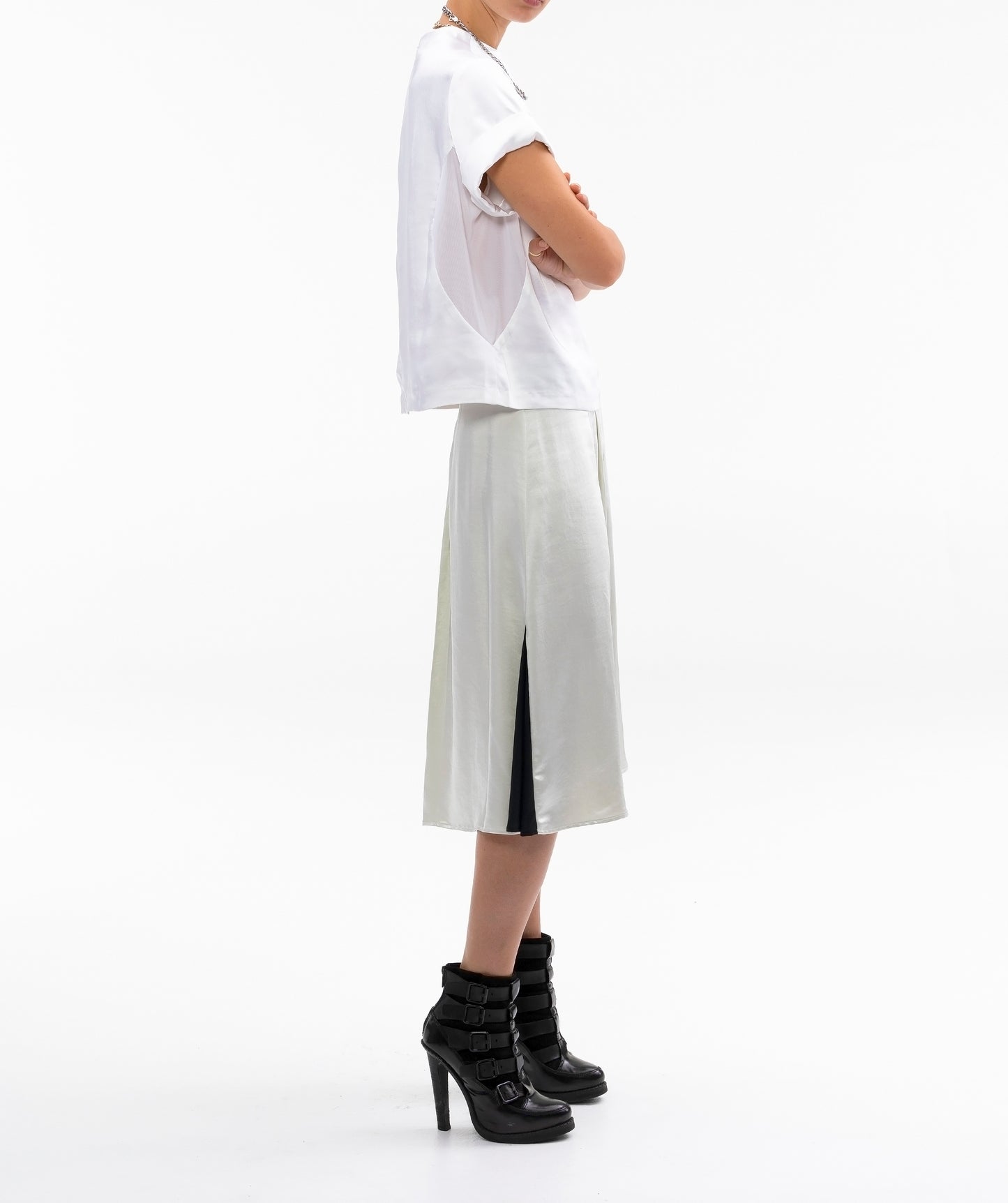 MIXED MEDIA CENTER PLEAT SKIRT