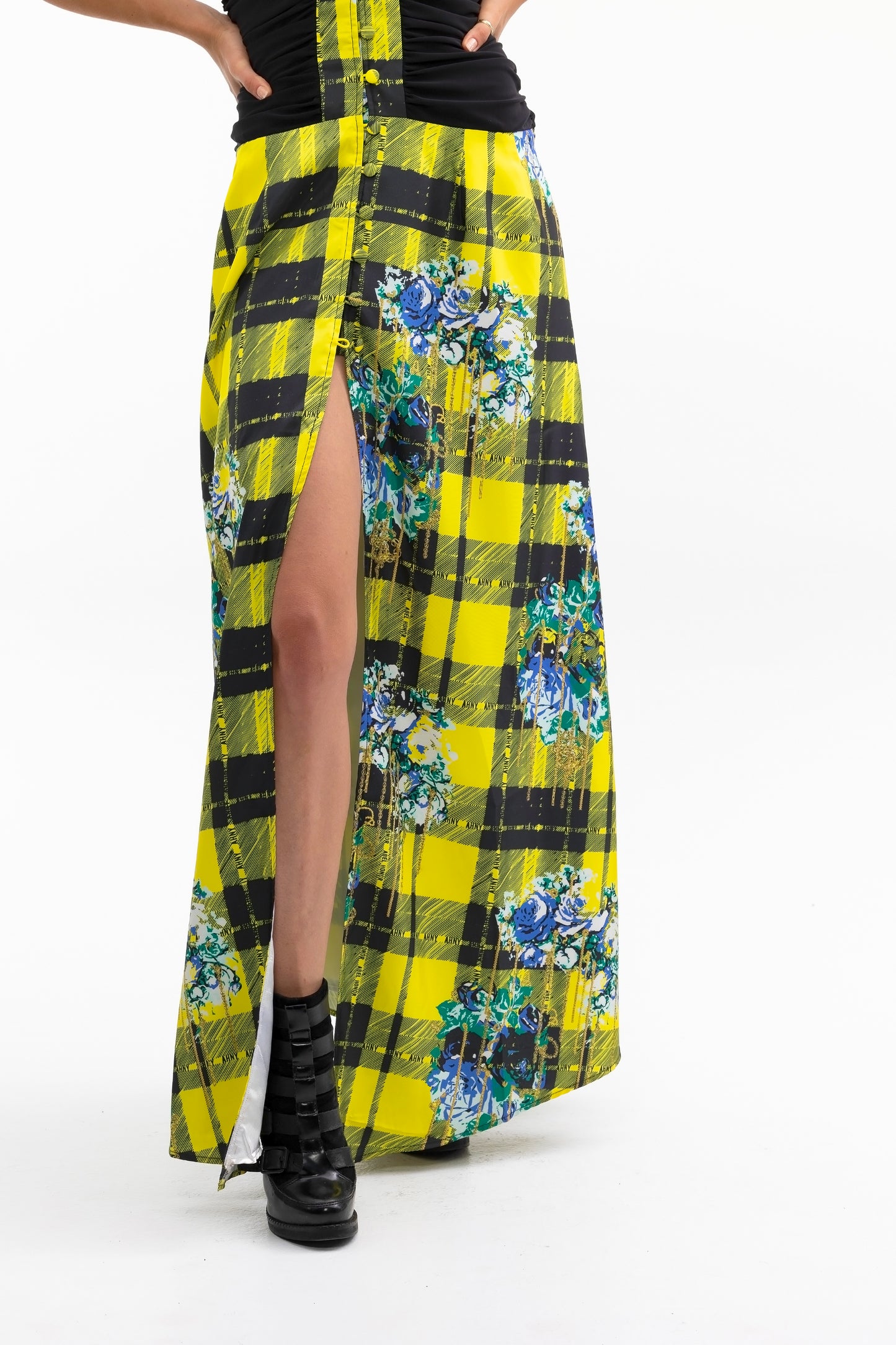 FLOOR LENGTH BOUQUET PLAID DRESS