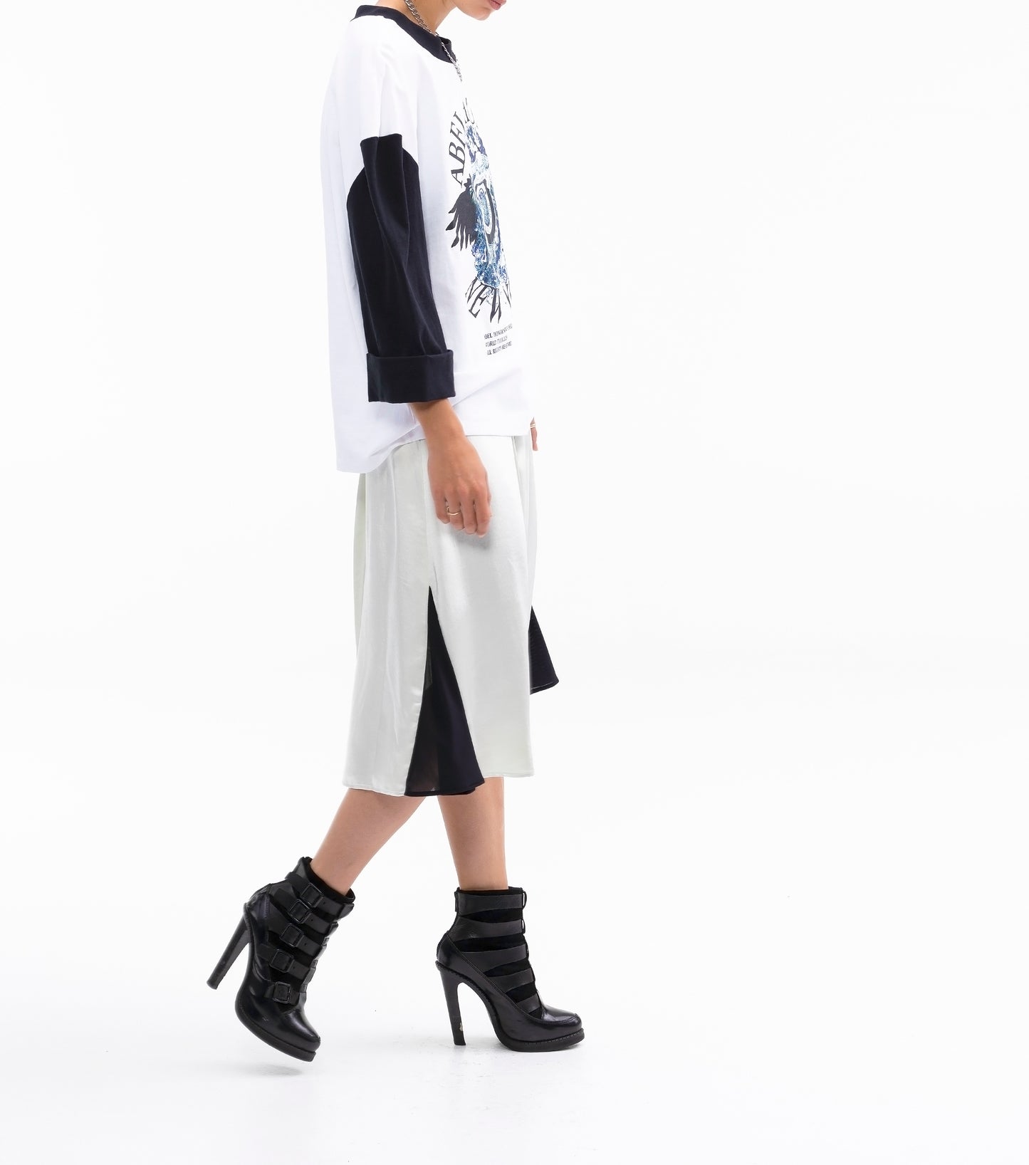 UNISEX RAVEN CREST BASEBALL TEE