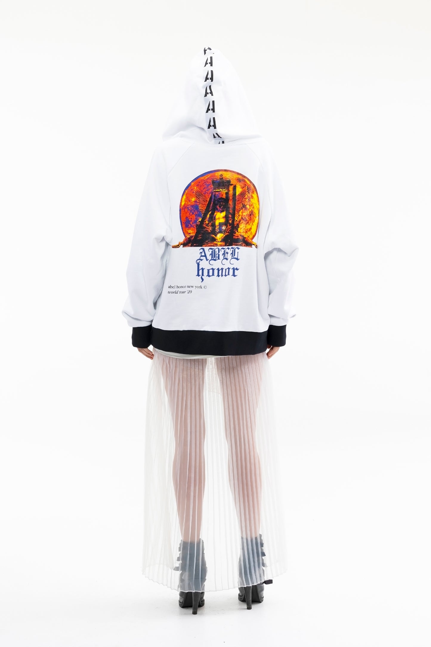UNISEX RAVEN CREST HOODIE
