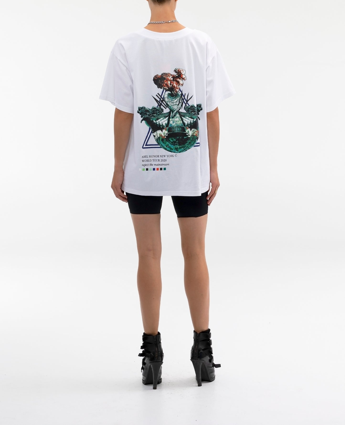 UNISEX CARNATION COIN TEE