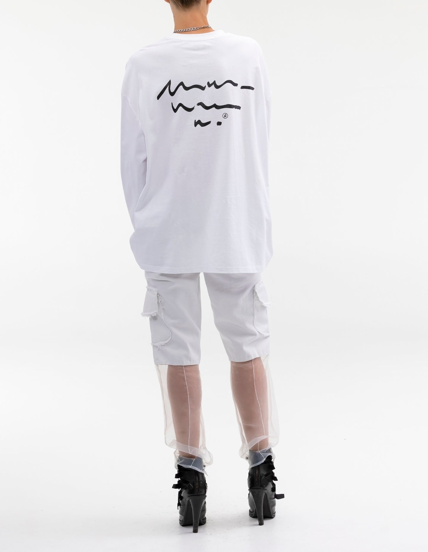 UNISEX SCRIPTED LONG SLEEVE