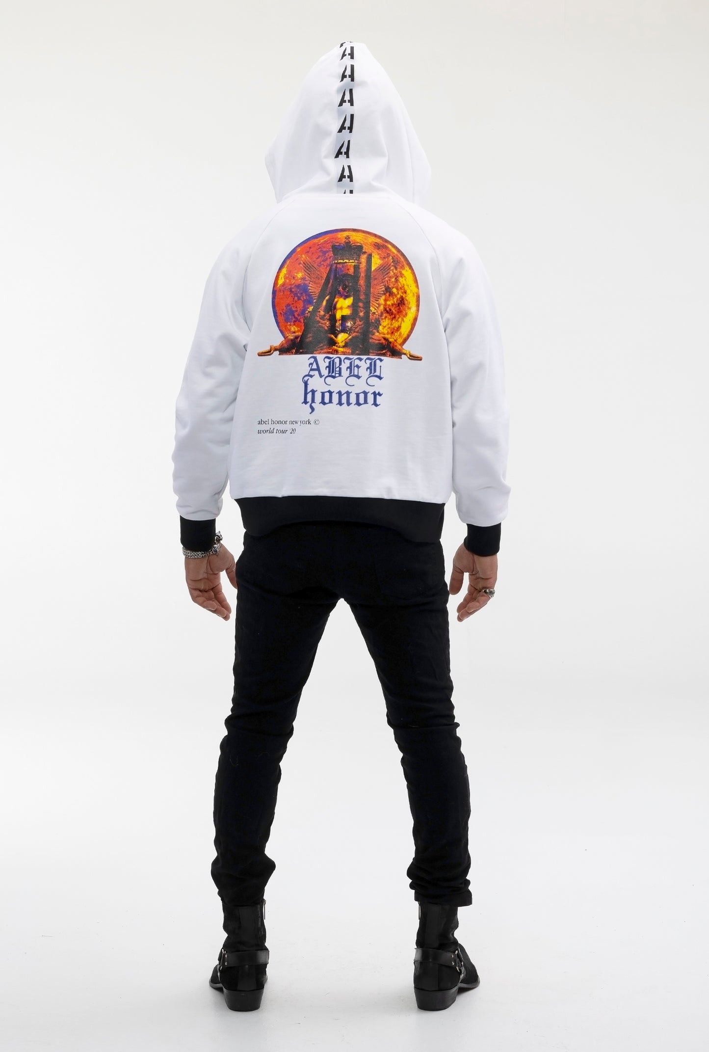 UNISEX RAVEN CREST HOODIE