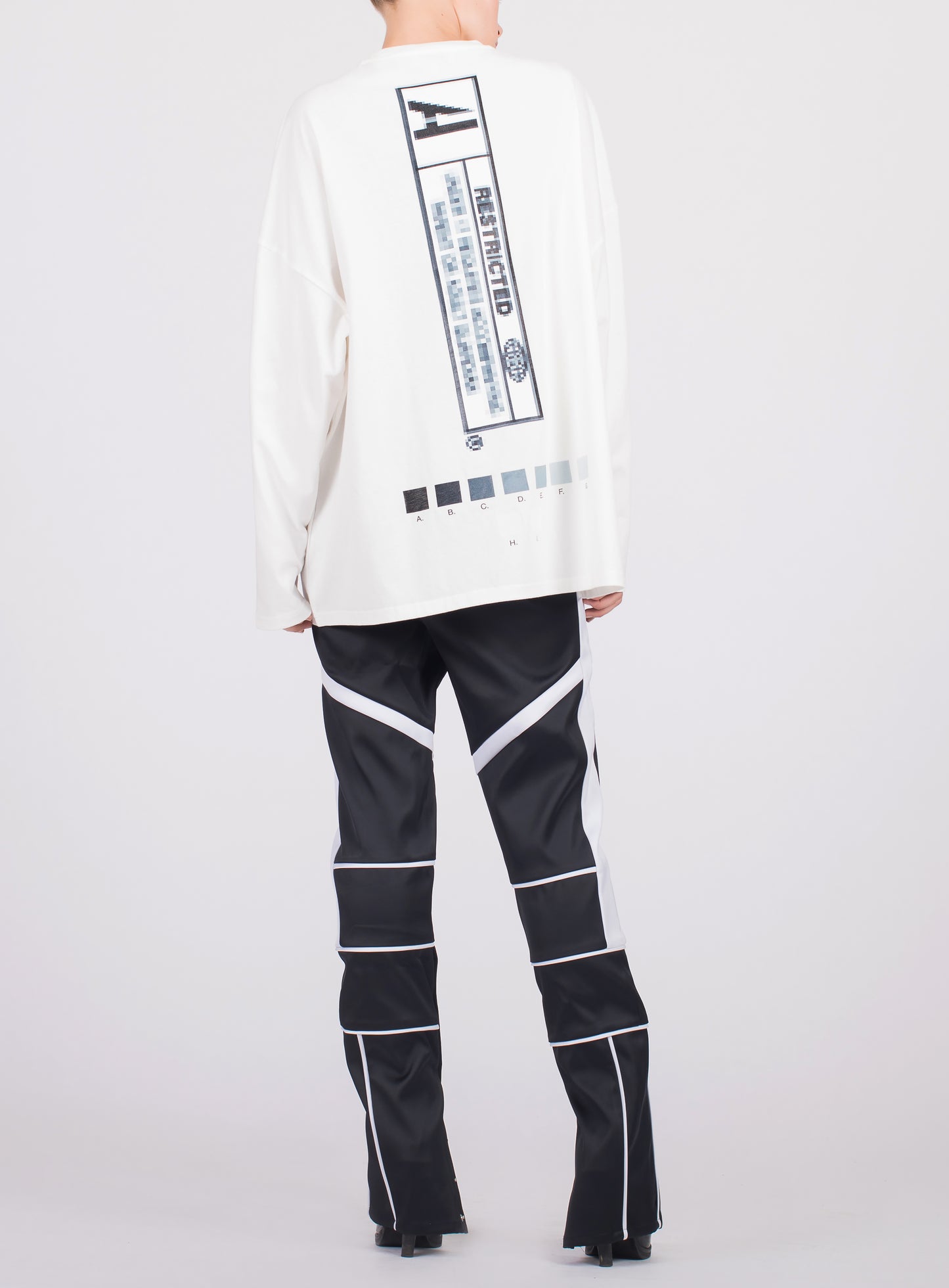 UNISEX LONG SLEEVE RESTRICTED TEE