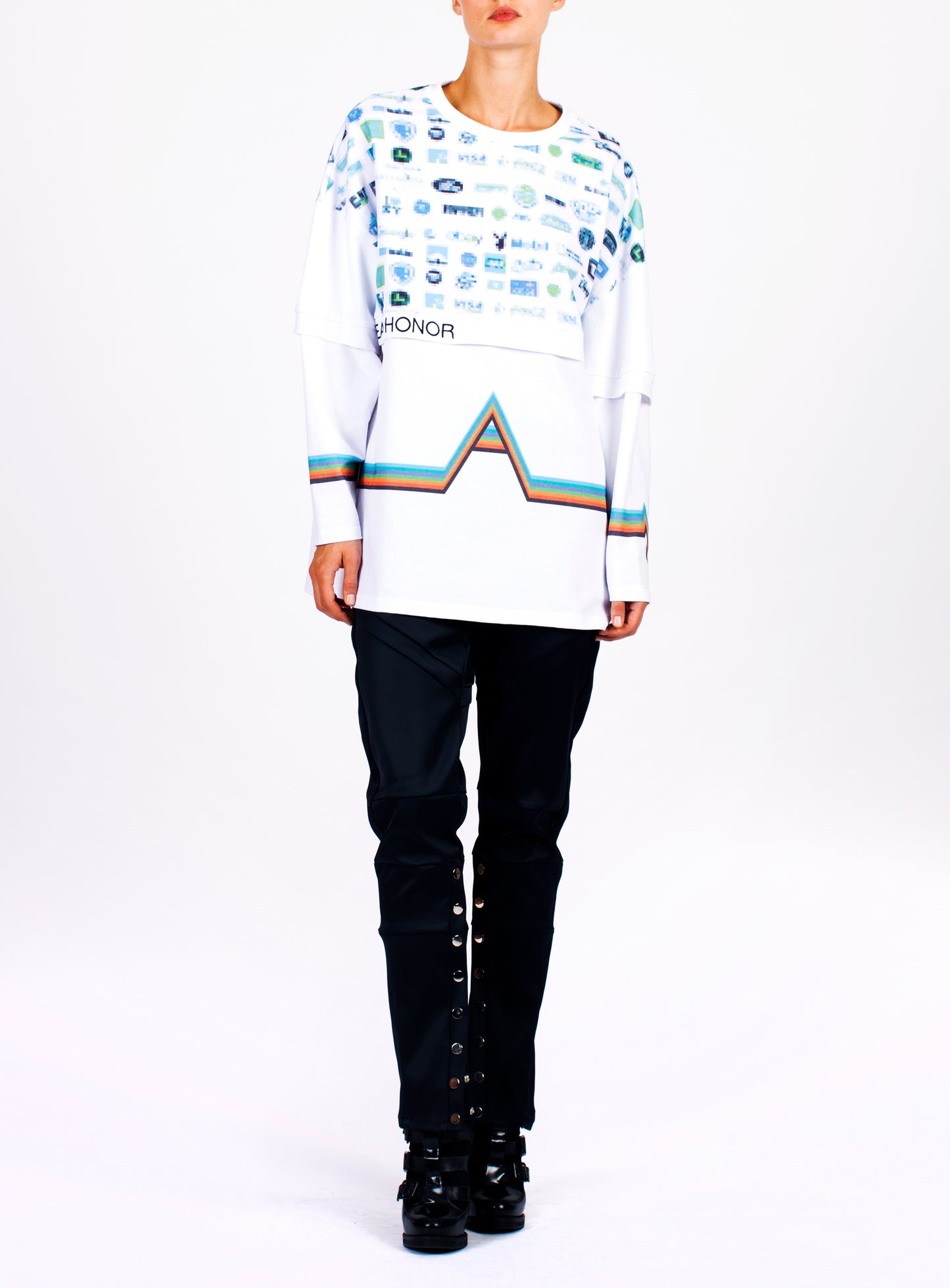 UNISEX LONG SLEEVE TEAM HONOR