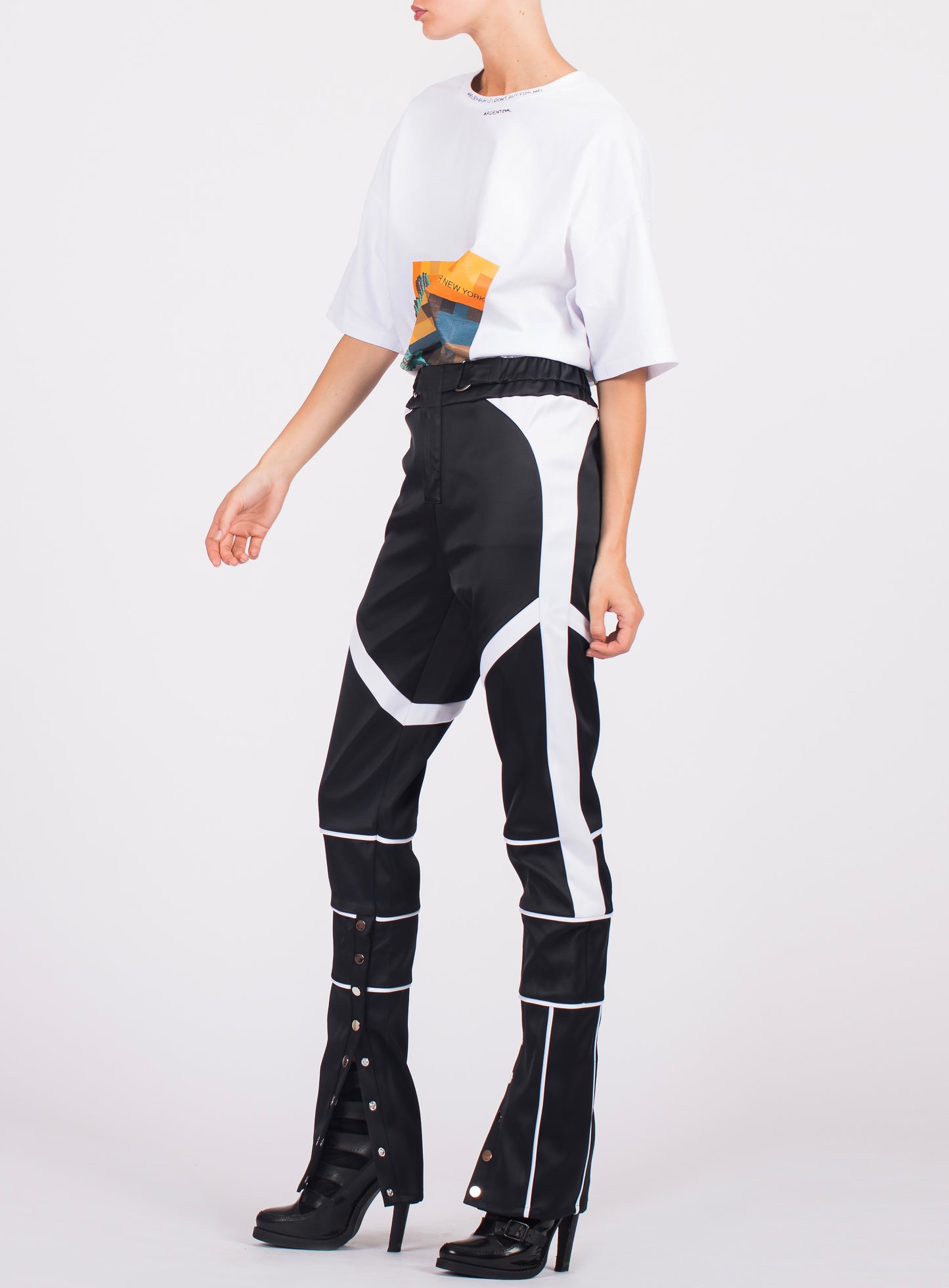 COLOR BLOCKED PANELED MOTO PANT
