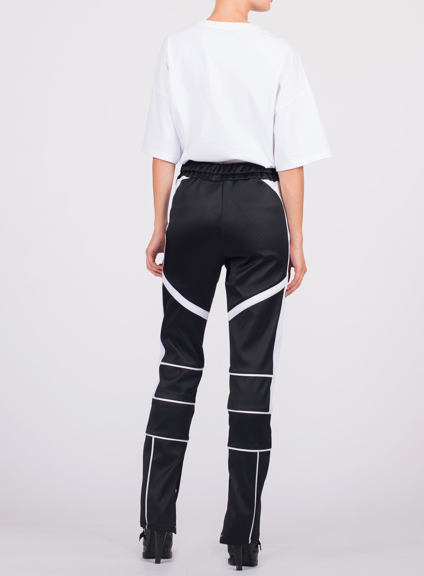 COLOR BLOCKED PANELED MOTO PANT