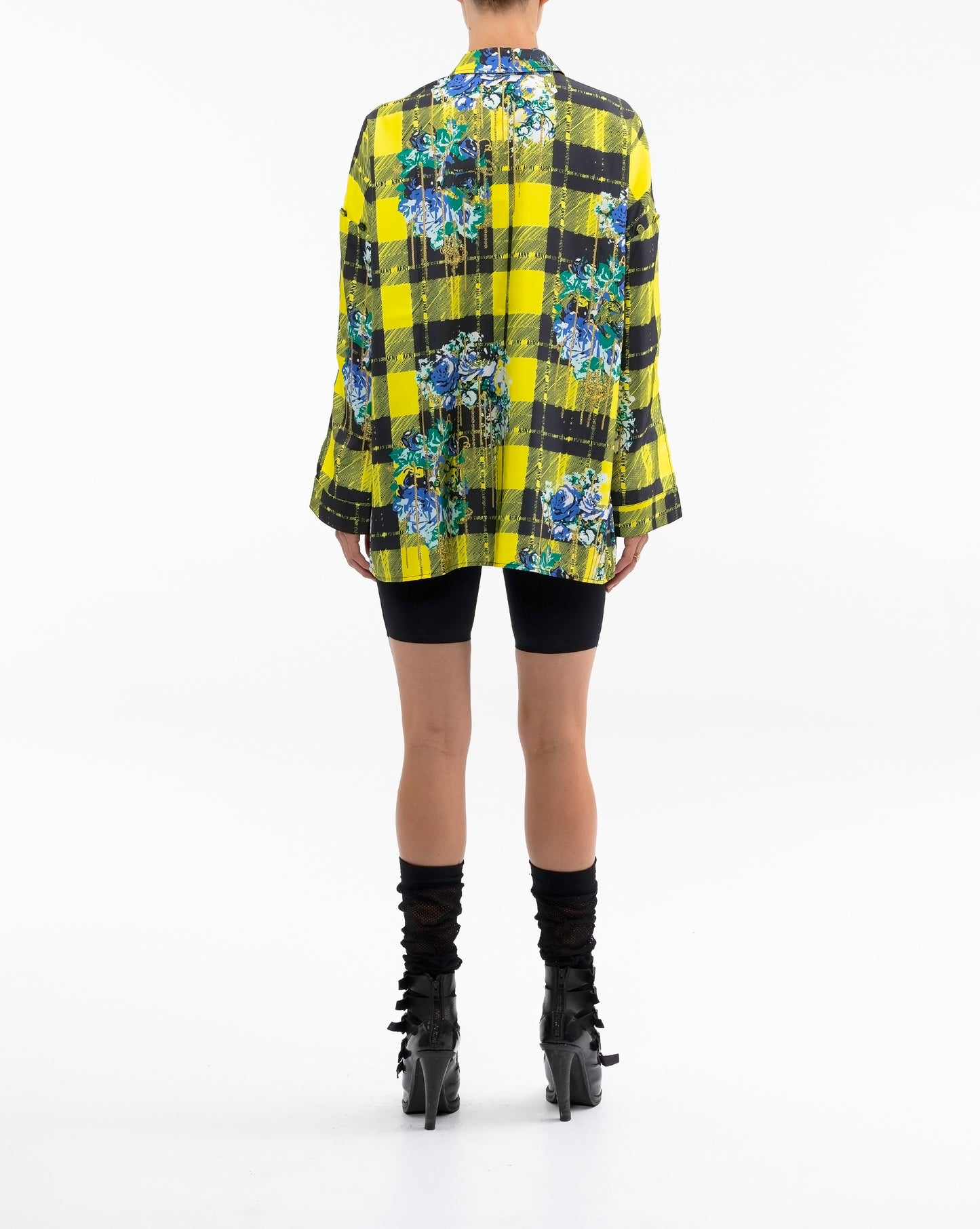 BUTTON DOWN GRAPHIC BOUQUET BLOUSE