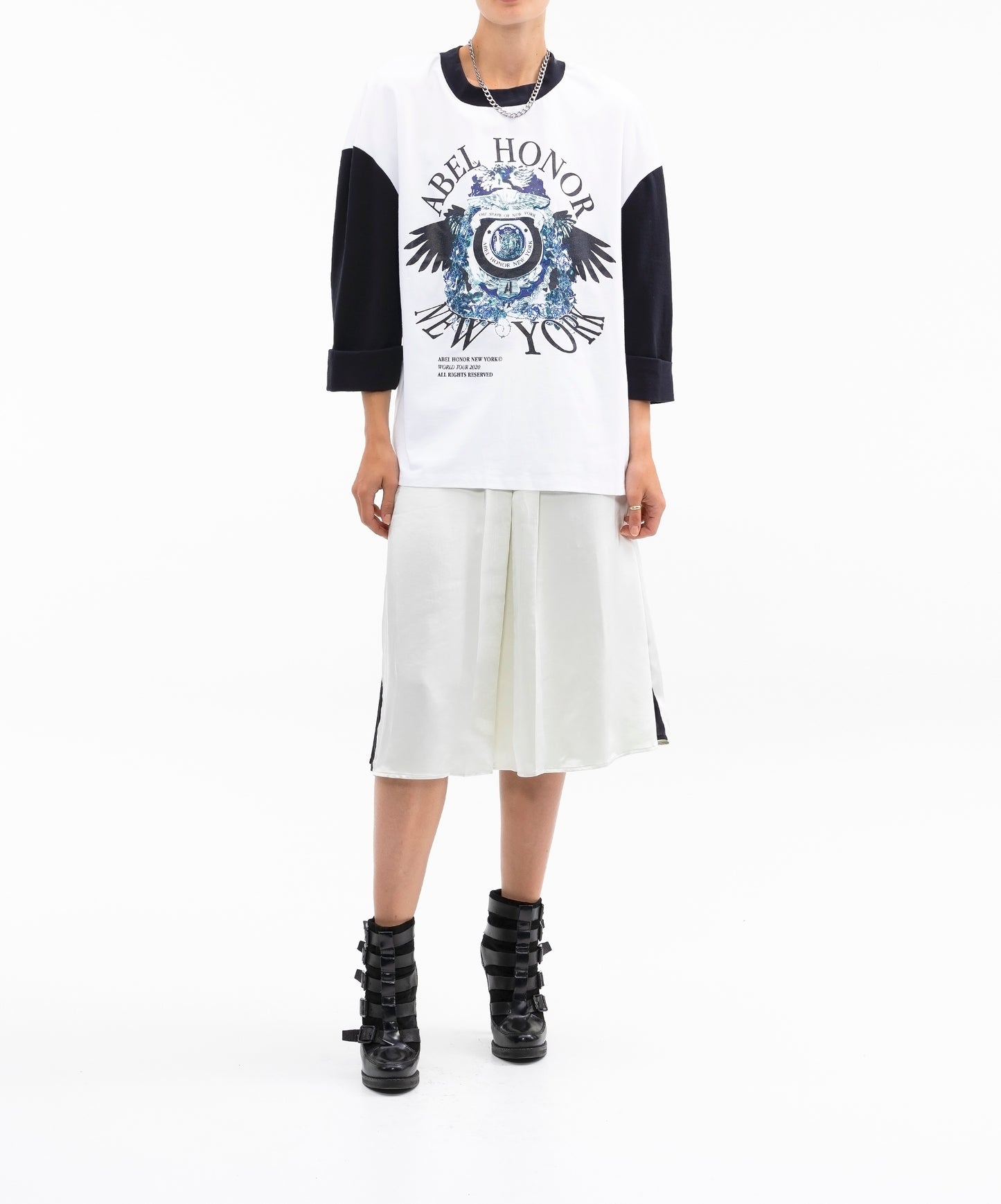 UNISEX RAVEN CREST BASEBALL TEE