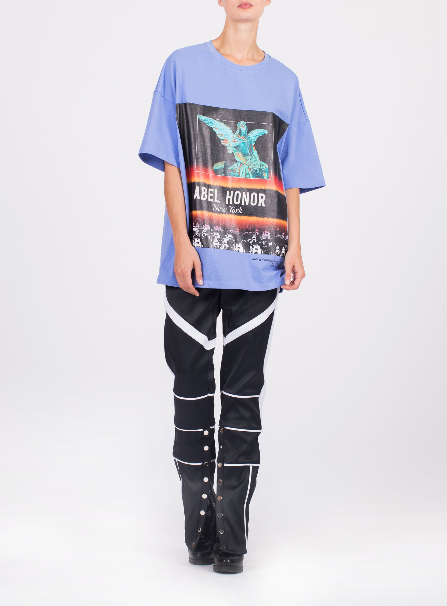 UNISEX HOUSE ANGEL TEE