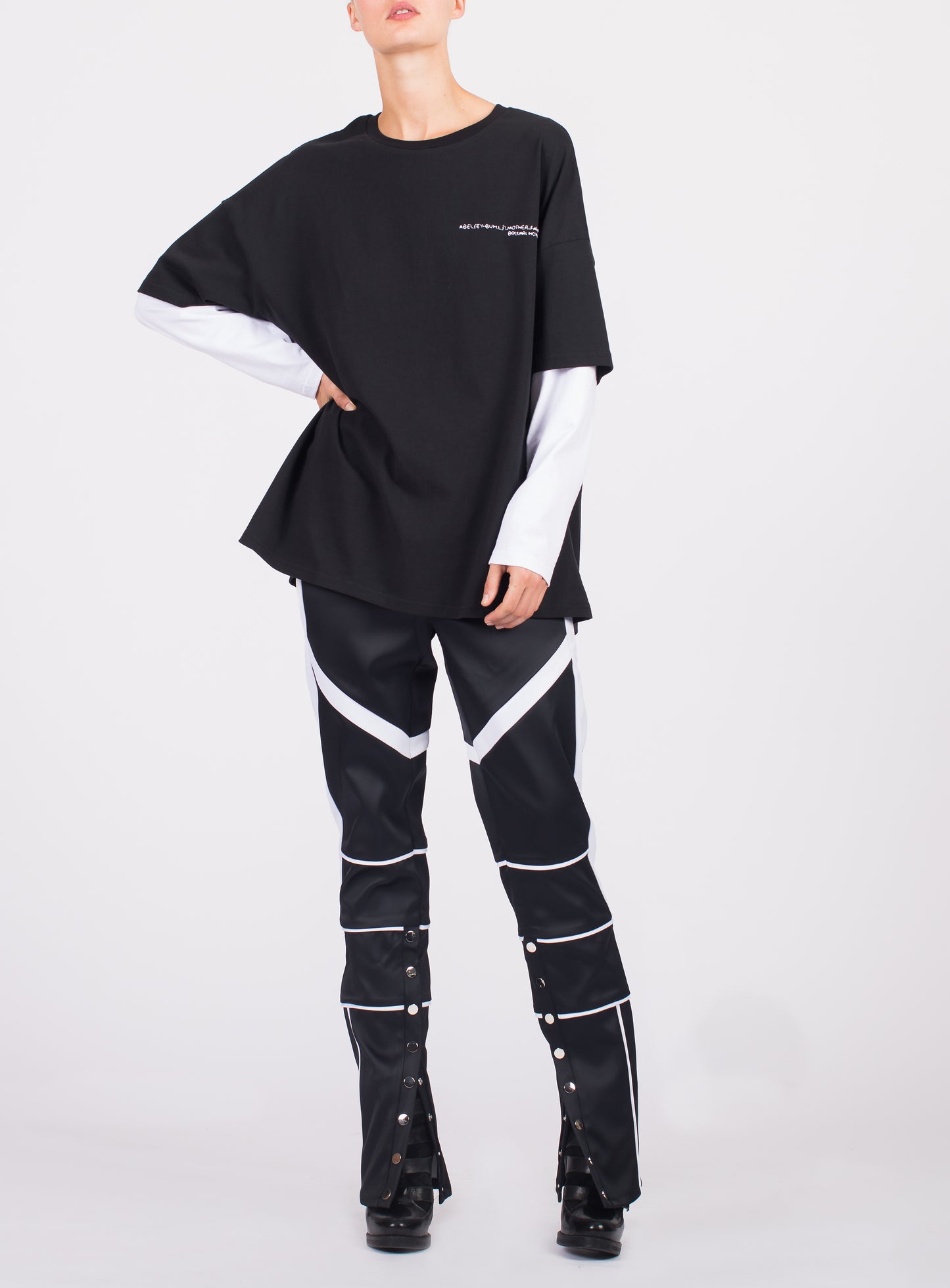 UNISEX LONG SLEEVE HOUSE ANGEL TEE