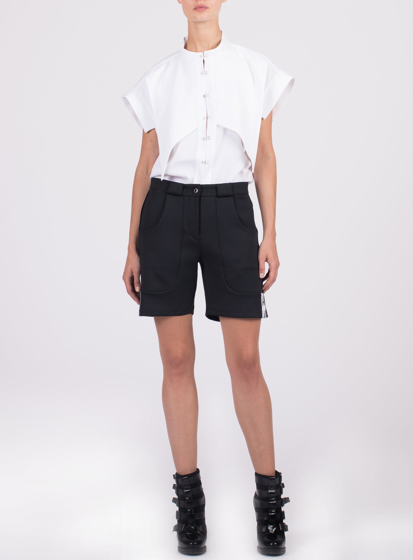 LOGO RIBBON SHORT