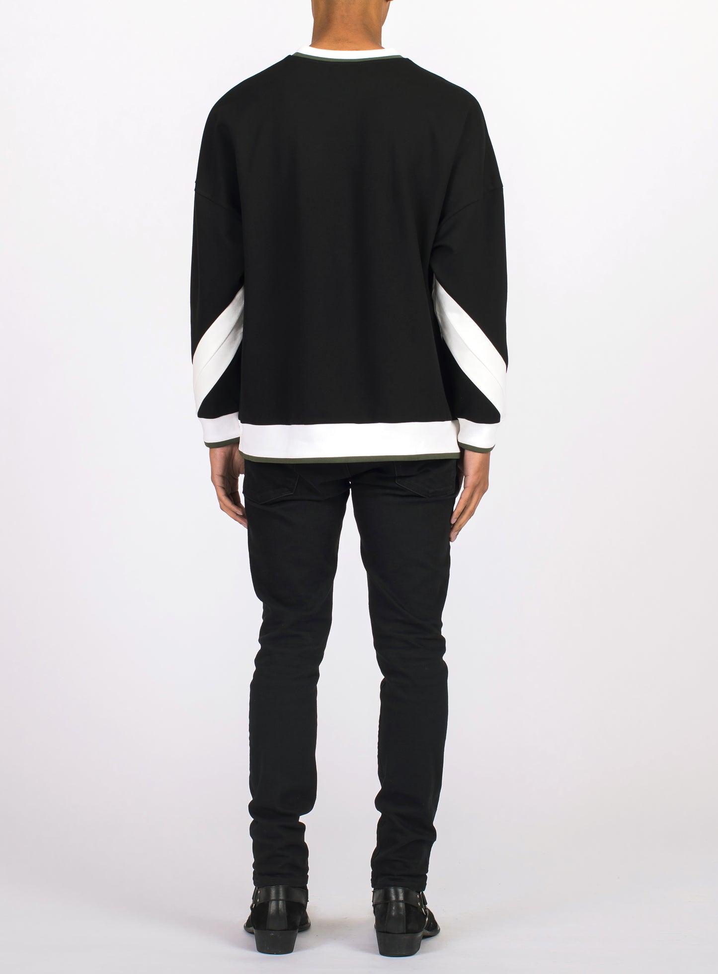 UNISEX SMPTE PATCH CREW NECK SWEATSHIRT